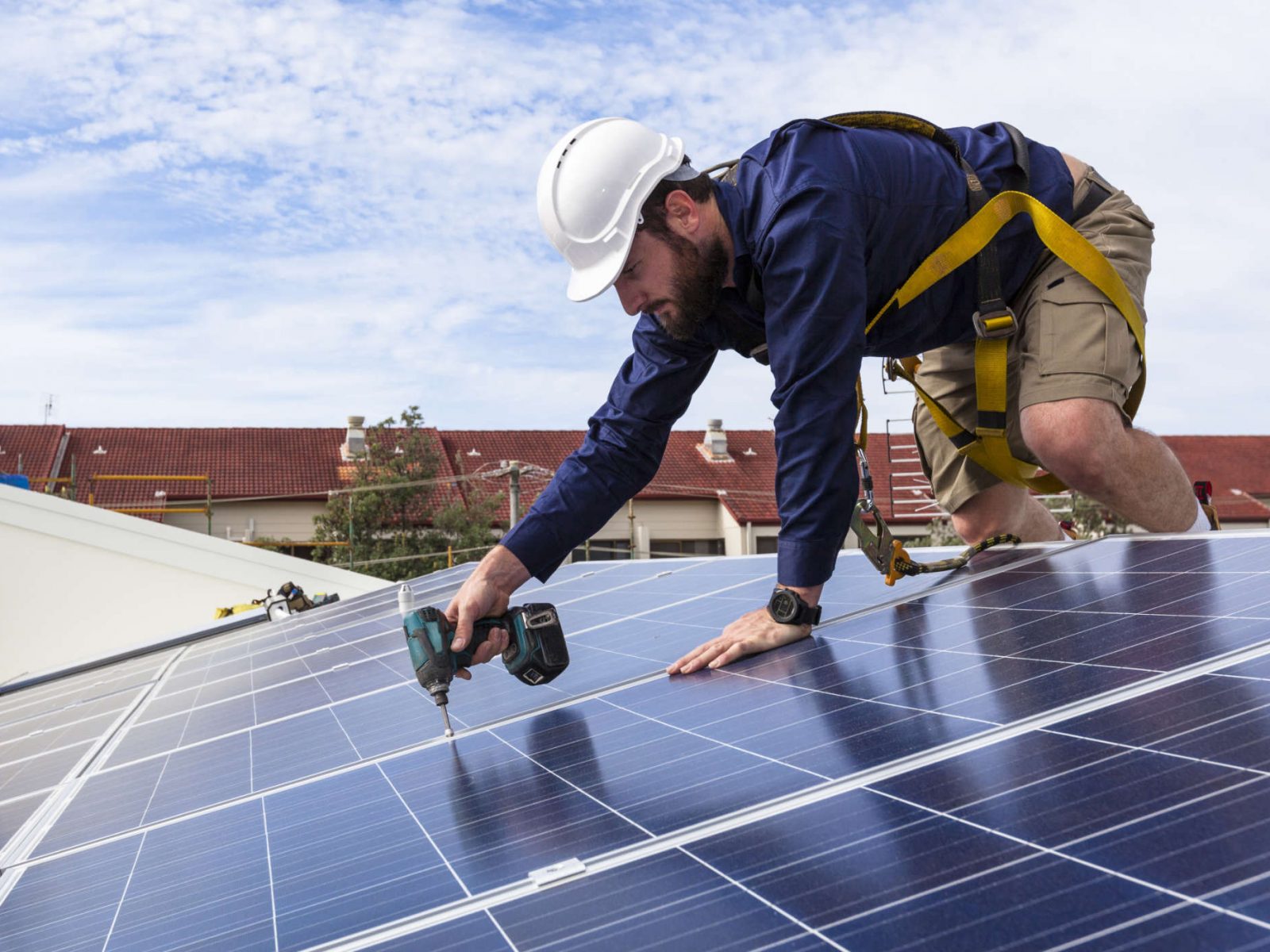 Solar panel technician Life - gallery